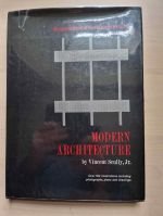 Modern architecture: the architecture of democracy